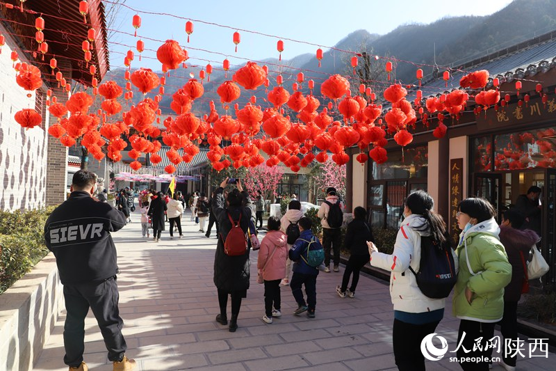 柞水縣孝義文化體驗(yàn)園。人民網(wǎng)鄒星 攝